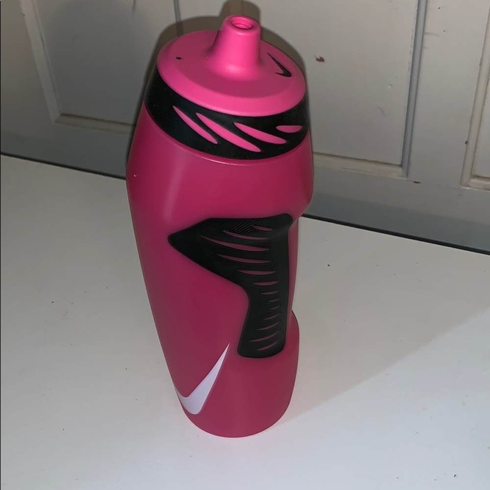 Water bottle